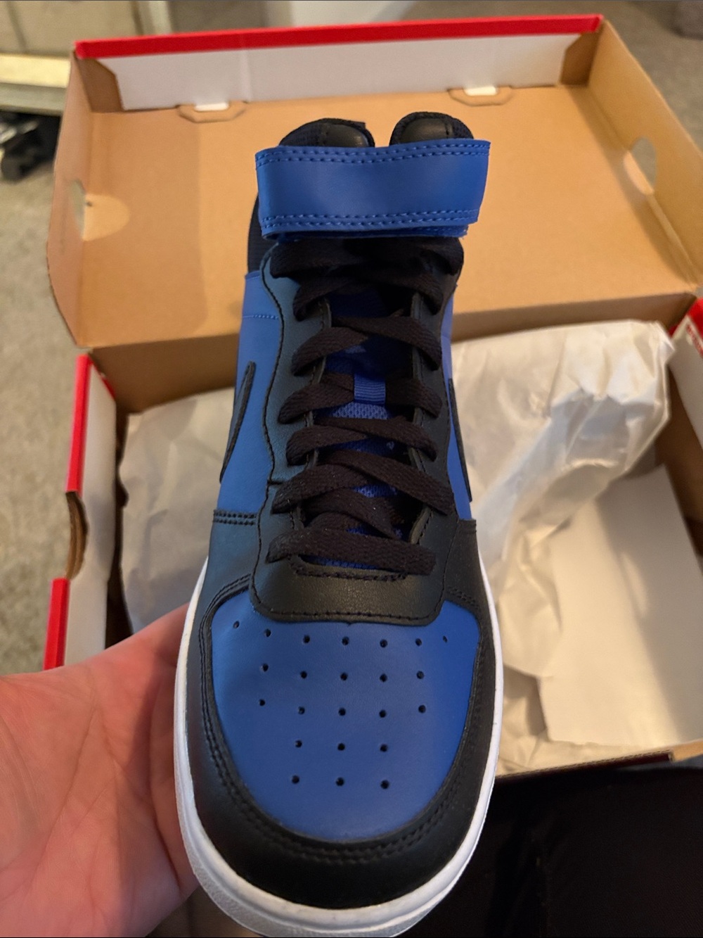 Jordan Court Borough Mid 2 -Blue and Black 7 Youth 8.5 Women - Picture 3 of 4